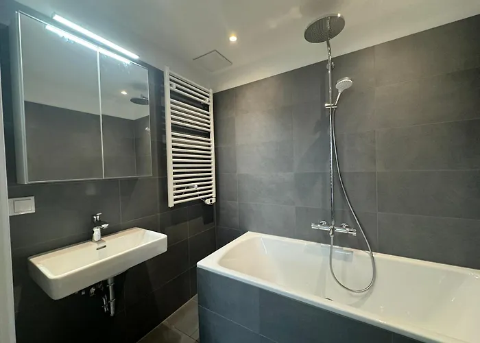 Brand New Danube With Balcony And Free Parking * Відень