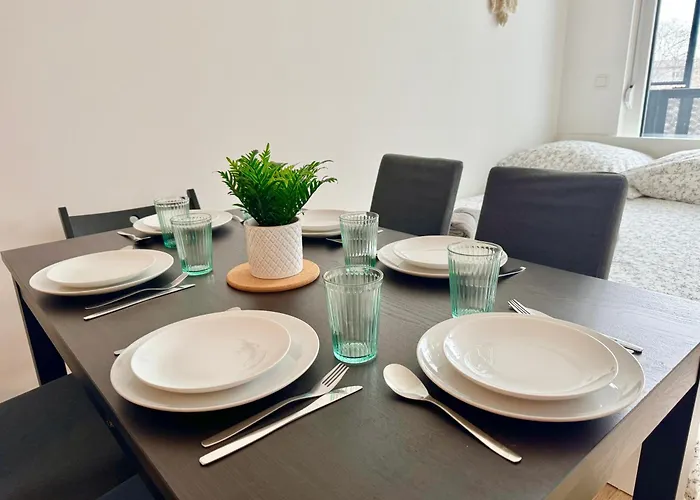 Brand New Danube With Balcony And Free Parking *