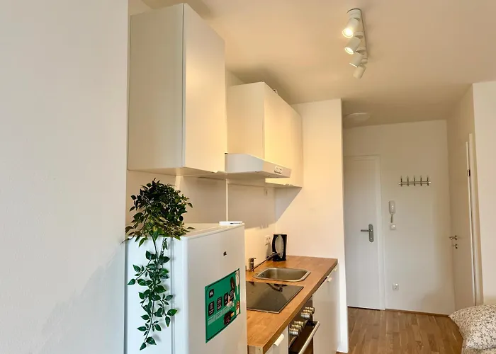 Апартаменти Brand New Danube With Balcony And Free Parking