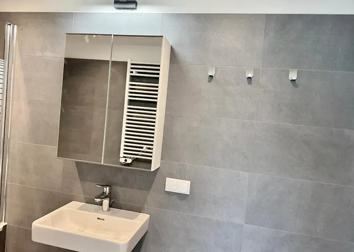 Brand New Danube With Balcony And Free Parking *