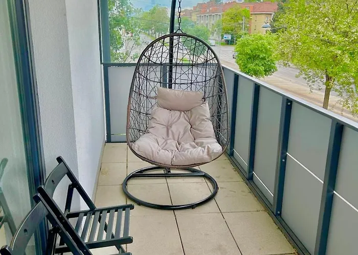 Brand New Danube With Balcony And Free Parking * Відень